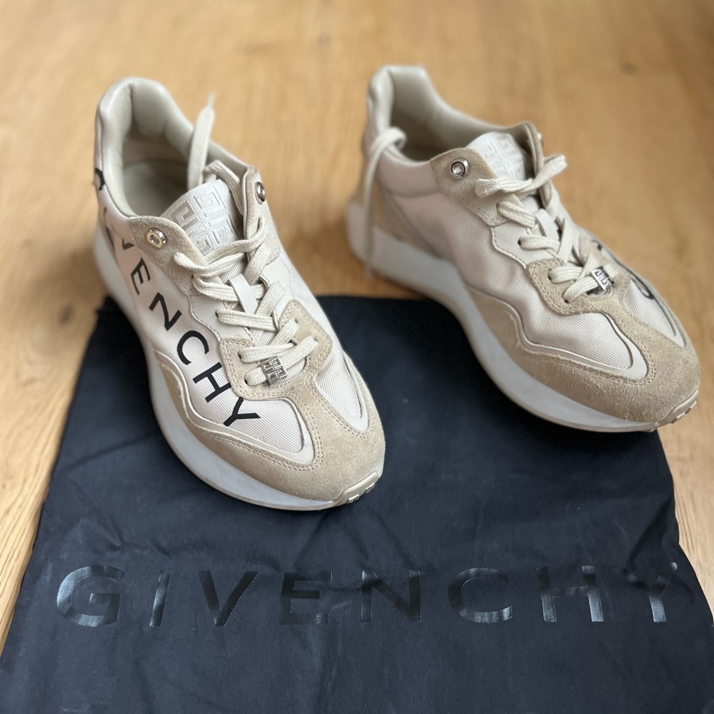 Givenchy Cream and Tan Sneakers “Giv Runner Leather Sneakers”